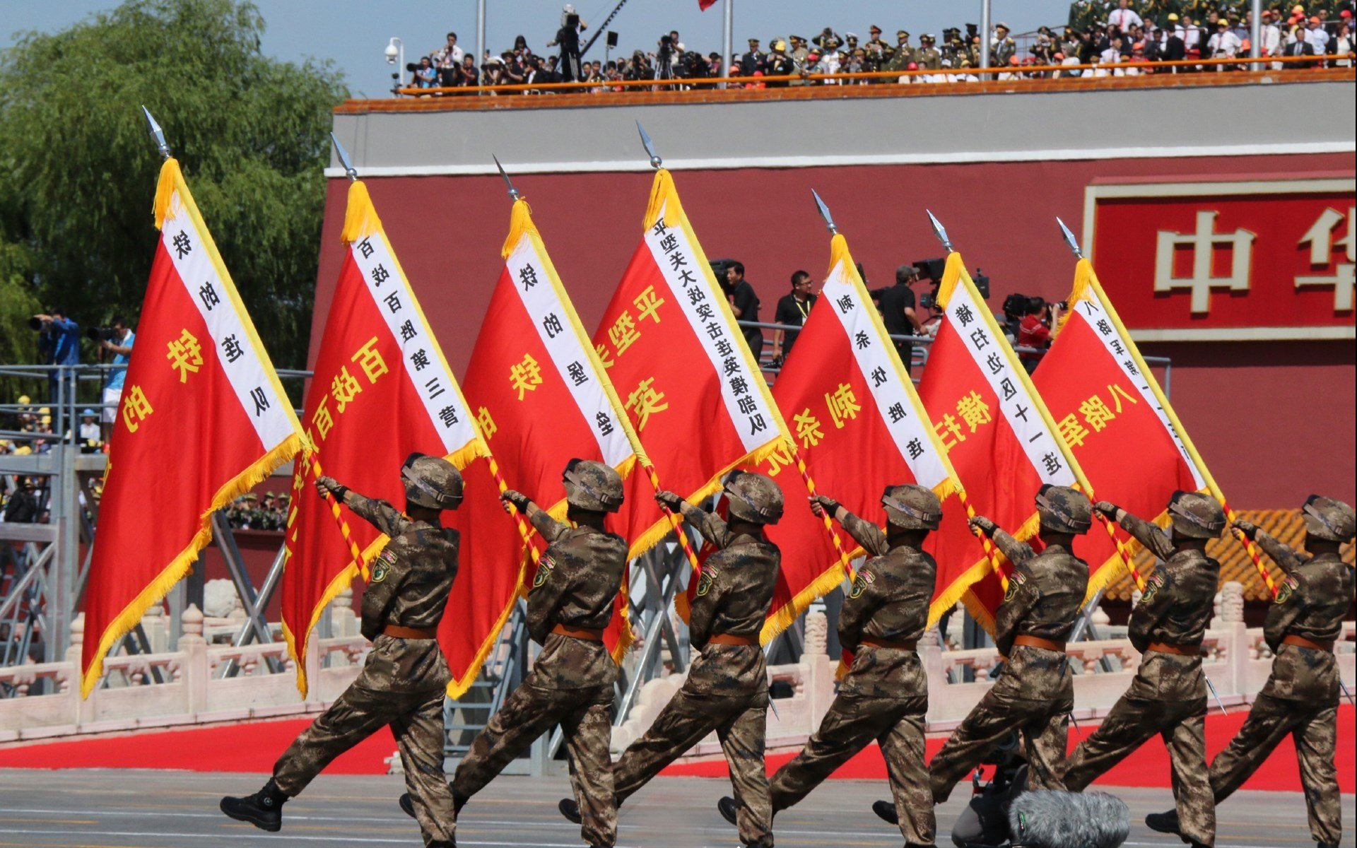 开云 官网 入口-史上最“恐怖”的防守瞬间:蒂伊在对抗重量级大个子时,完美封堵! 第1张 开云 官网 入口-史上最“恐怖”的防守瞬间:蒂伊在对抗重量级大个子时,完美封堵! 第1张